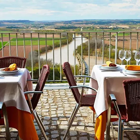 Szálloda Hospedium Juan Ii