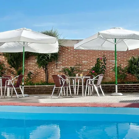 Hospedium Juan Ii 3* Toro