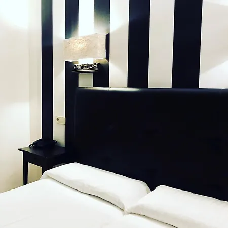 Hospedium Juan Ii Szálloda Toro