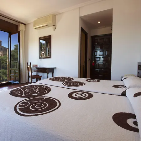 Hospedium Juan Ii 3*