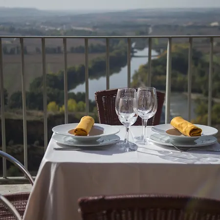 Hospedium Juan Ii 3*