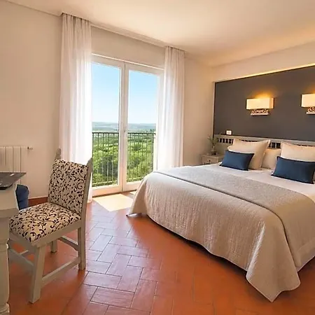 Hospedium Juan Ii Hotel 3*