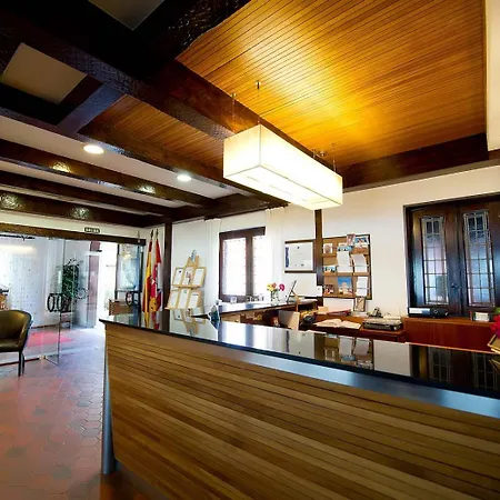 Hospedium Juan Ii 3* Toro