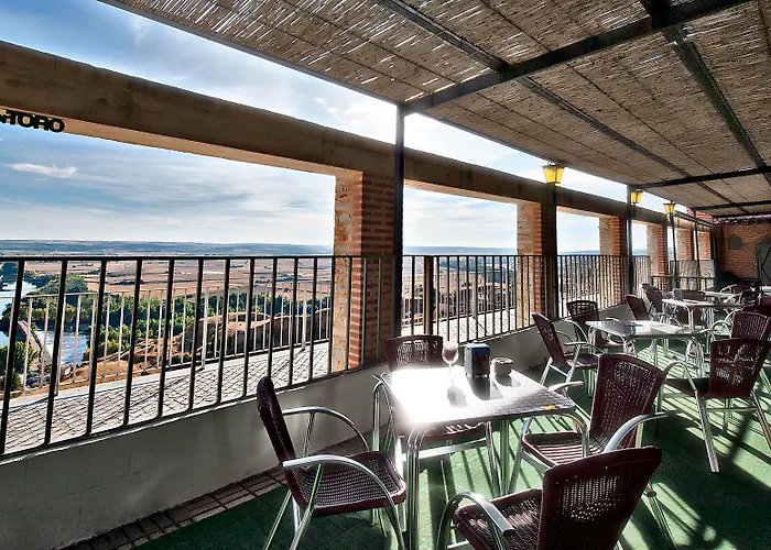 Hospedium Juan Ii Торо