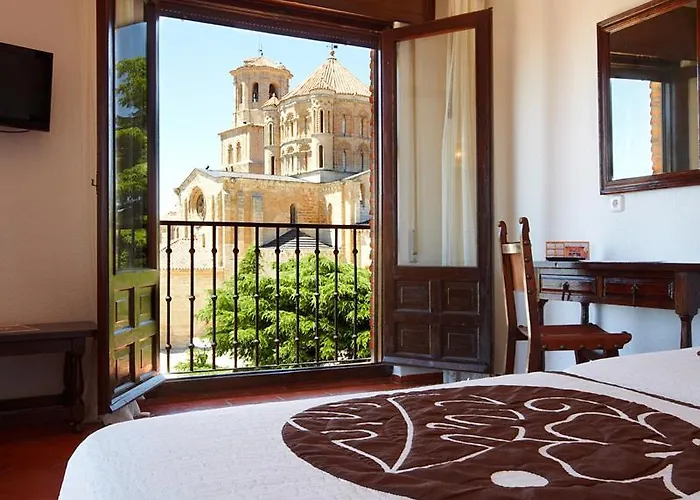 Hotel Hospedium Juan Ii Toro