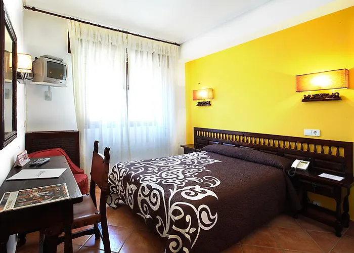 Hospedium Juan Ii 3* Торо